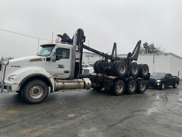 COMMERCIAL Truck Shuttle Ltd. | 1210 Ruffels Rd, Parksville, BC V9P 2B6, Canada | Phone: (250) 951-7221