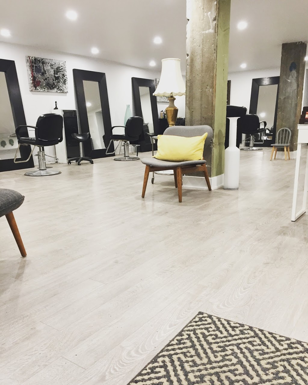 Tim&Sim Lexpérience coiffure | 1230 Rue Saint-Denis, Montréal, QC H2X 3J6, Canada | Phone: (514) 439-8799