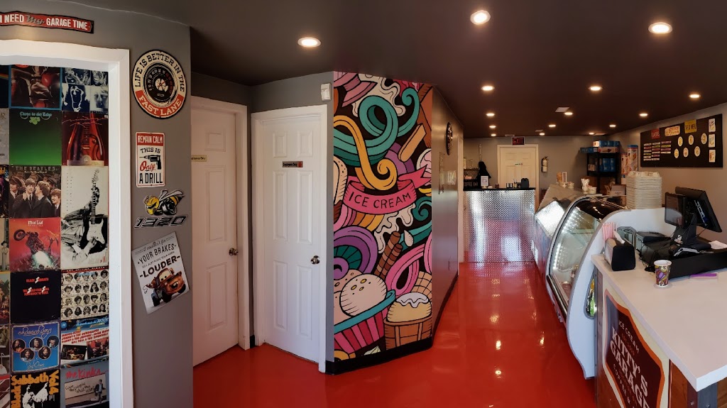 Kittys Ice Cream Garage | 810 Old Hwy 8, Rockton, ON L0R 1X0, Canada | Phone: (519) 647-2505