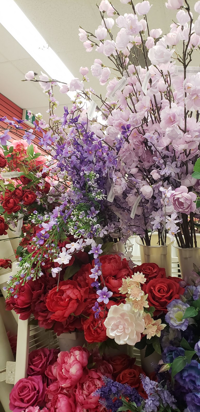 Michaels | 2685 Iris St, Ottawa, ON K2C 3S4, Canada | Phone: (613) 726-7211