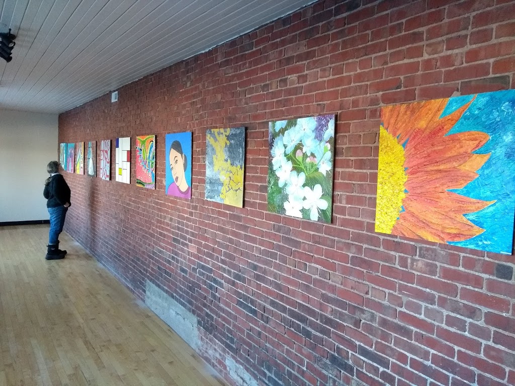 Oxford Riverside Gallery | 105 Lower Main St, Oxford, NS B0M 1P0, Canada | Phone: (902) 447-2170