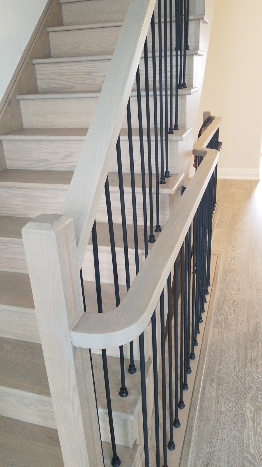 Canadian Railings Ltd | 596 Oster Ln, Concord, ON L4K 2C1, Canada | Phone: (905) 669-9221
