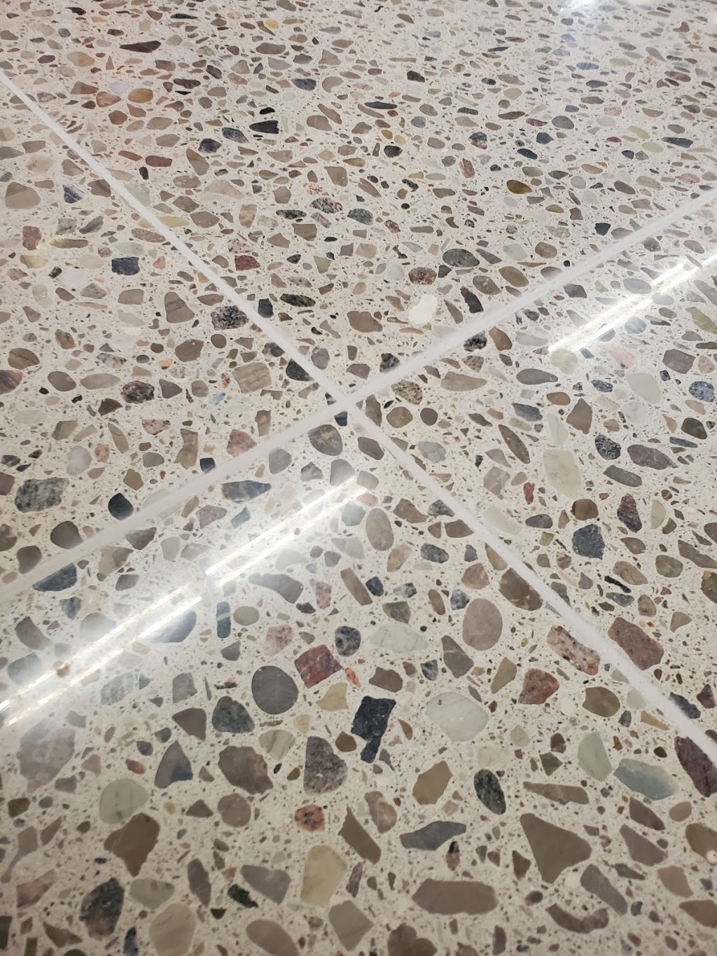 Rise and Grind Polish / Epoxy | 10 Truax Crescent, Angus, ON L0M 1B4, Canada | Phone: (705) 716-2537