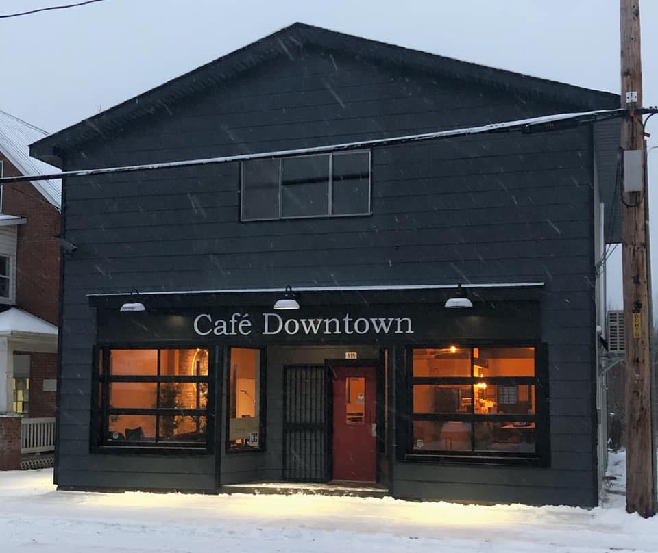 Café Downtown | 535 Rue Baume, Fort-Coulonge, QC J0X 1V0, Canada | Phone: (873) 864-8444