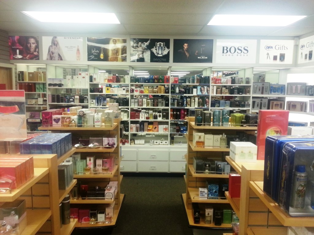 Duty Free Americas - Sumas | 108 Harrison St, Sumas, WA 98295, USA | Phone: (360) 988-9413