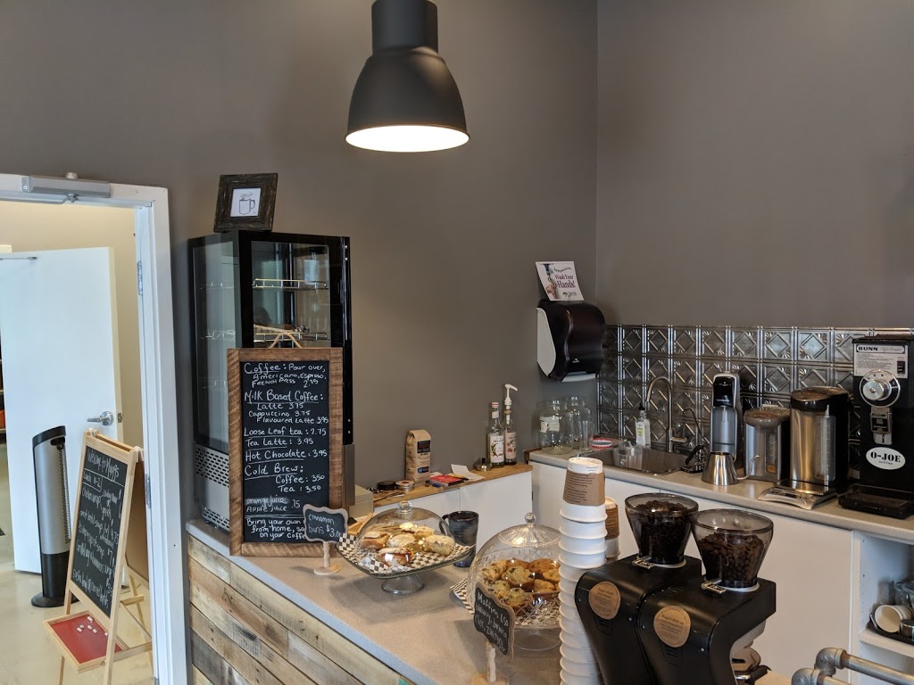 Muggs Coffee Bar & Clay Room | 75 Caradoc St S, Strathroy, ON N7G 2N5, Canada | Phone: (519) 245-8558