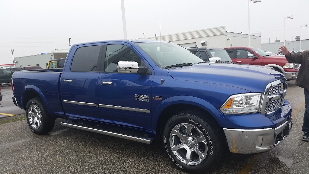 Blenheim Chrysler Limited | 15 Story St, Blenheim, ON N0P 1A0, Canada | Phone: (519) 676-8131