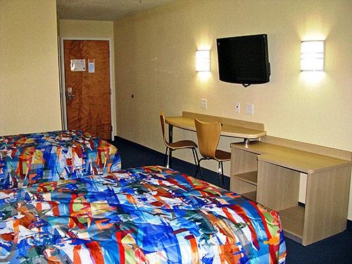 Motel 6 Niagara Falls NY | 9100 Niagara Falls Blvd, Niagara Falls, NY 14304, USA | Phone: (716) 297-9902