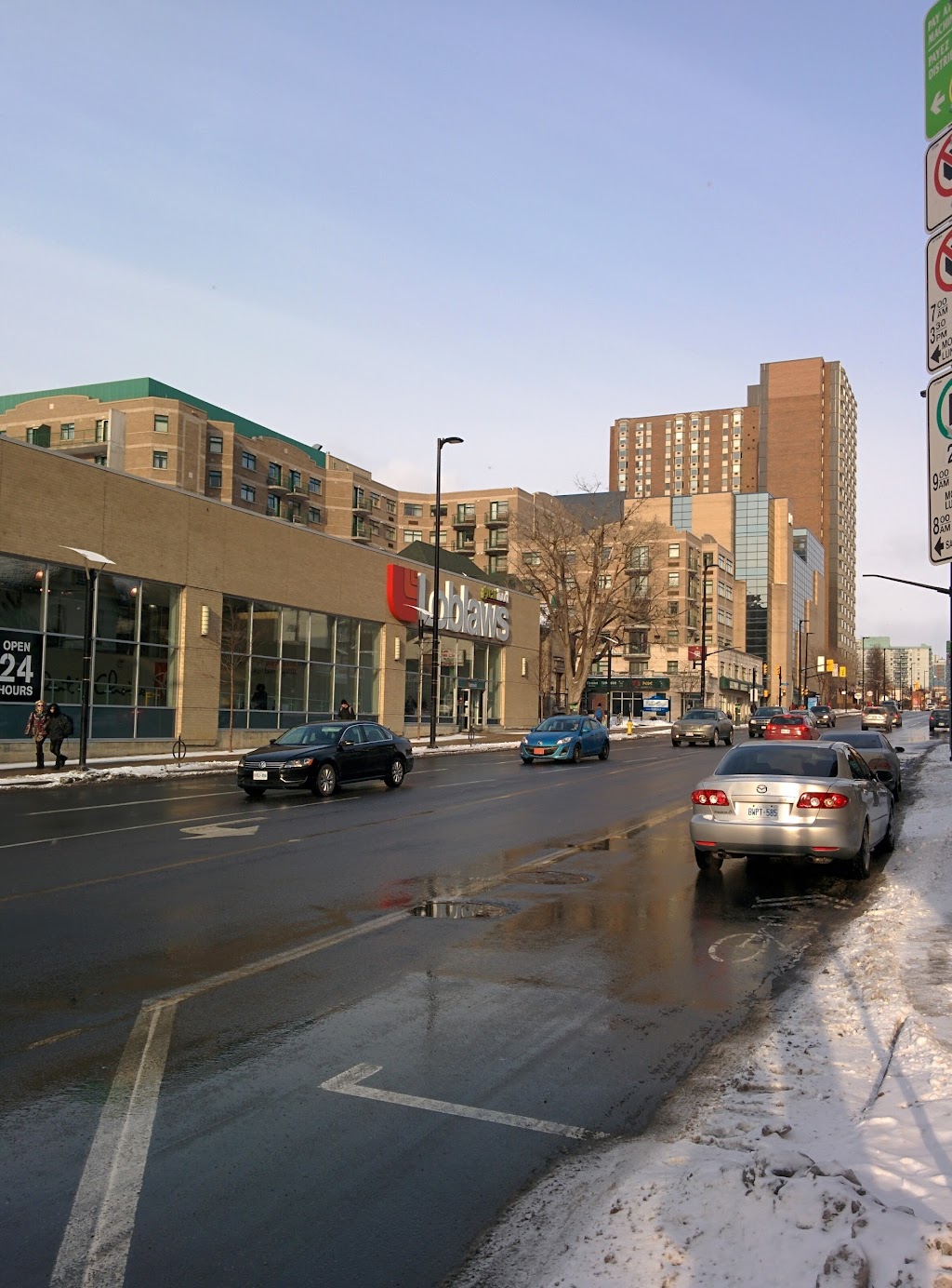 Friel Residence (FRL) | 240 Friel St, Ottawa, ON K1N 1H6, Canada | Phone: (888) 564-4545