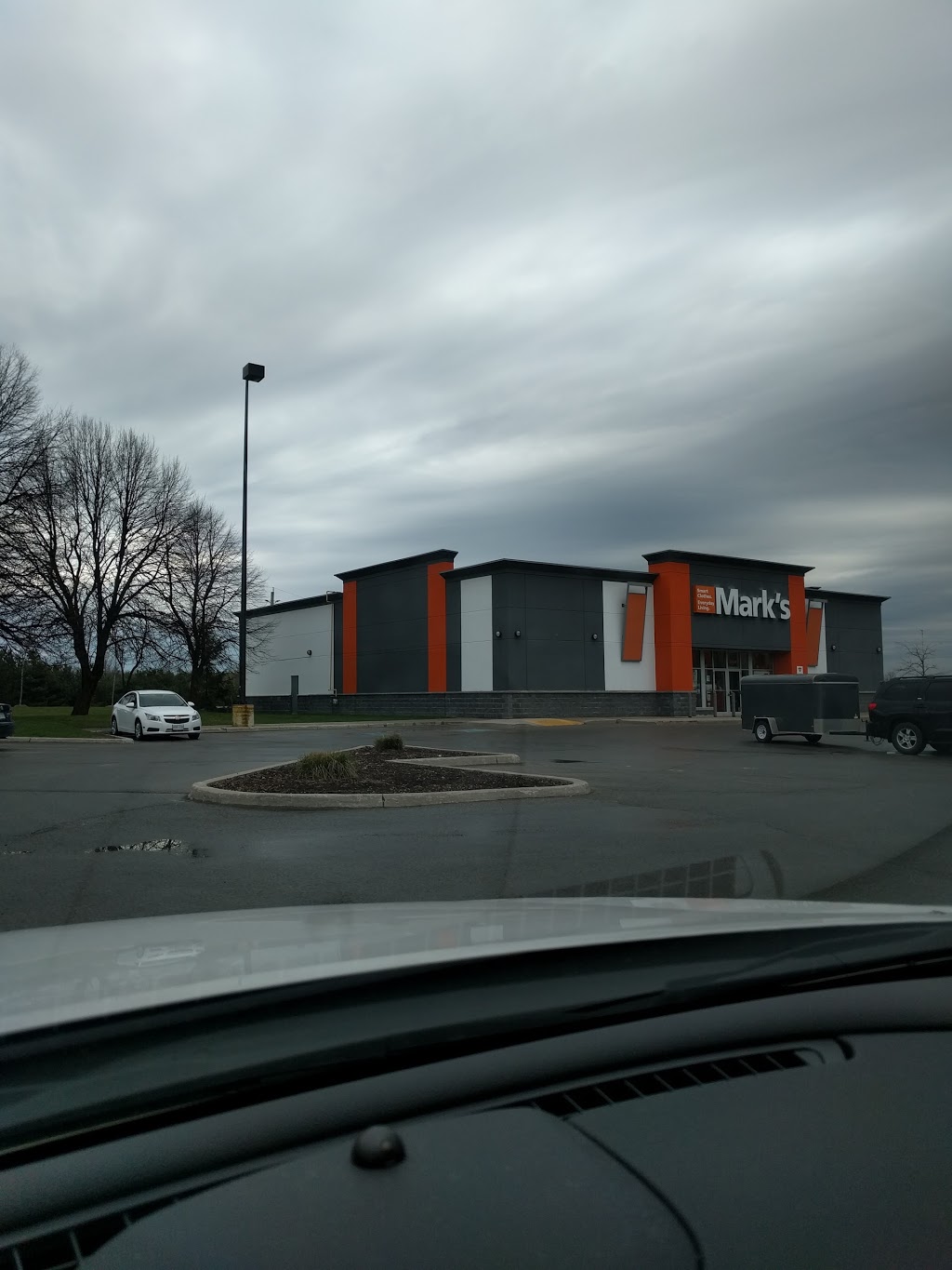 Marks | 2A Welwood Dr, Uxbridge, ON L8B 0Y2, Canada | Phone: (905) 862-0600