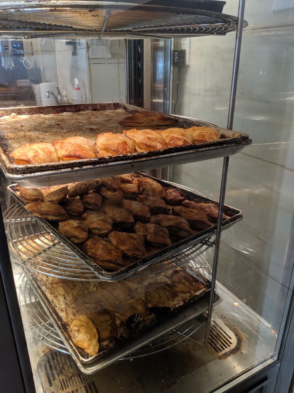 Malta Bake Shop | 3256 Dundas St W, Toronto, ON M6P 2A3, Canada | Phone: (416) 769-2174
