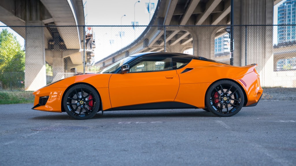 Lotus Vancouver | 1918 Fir St, Vancouver, BC V6J 5E2, Canada | Phone: (604) 736-1001