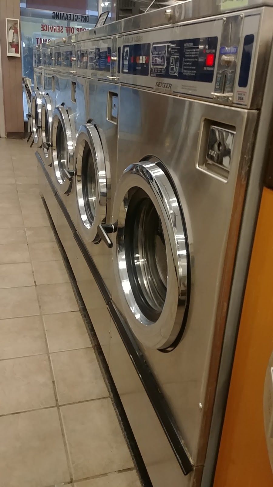 Park Plaza Laundromat | 11846 103 St NW, Edmonton, AB T5G 2J2, Canada | Phone: (780) 479-4434