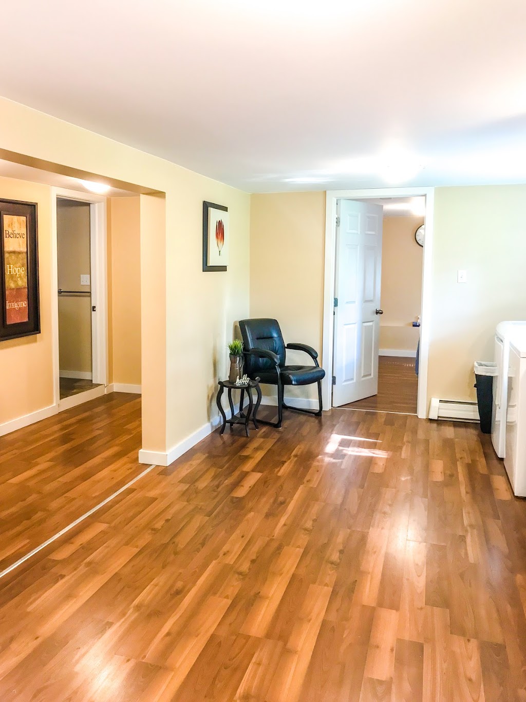 MvK Health - Mieke vanKippersluis DipOMP, RMT | 42 Albert St #3537, Windsor, NS B0N 2T0, Canada | Phone: (902) 790-3962