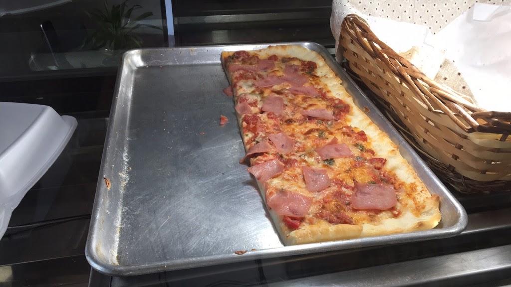 Oliviero Deli Bakery | 7361 Boulevard Saint-Michel, Montréal, QC H2A 3A1, Canada | Phone: (438) 936-9905