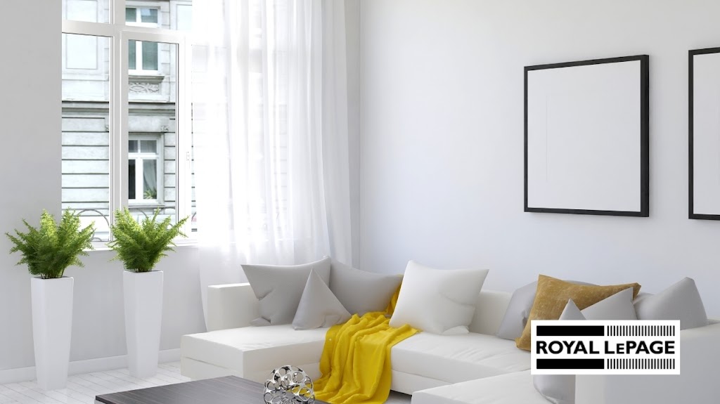 Jessica Lohnes, REALTOR® | 330 First St, Collingwood, ON L9Y 1B4, Canada | Phone: (647) 972-4916