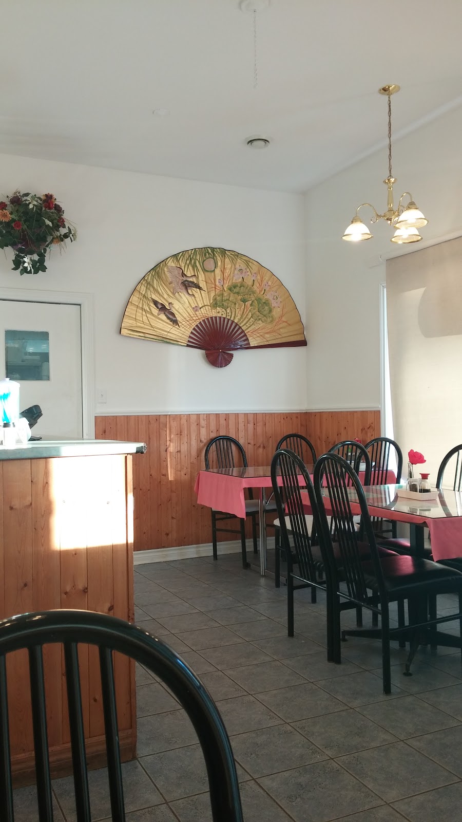 Long Dragon Restaurant | 963 Sackville Dr, Lower Sackville, NS B4E 0C2, Canada | Phone: (902) 869-8888
