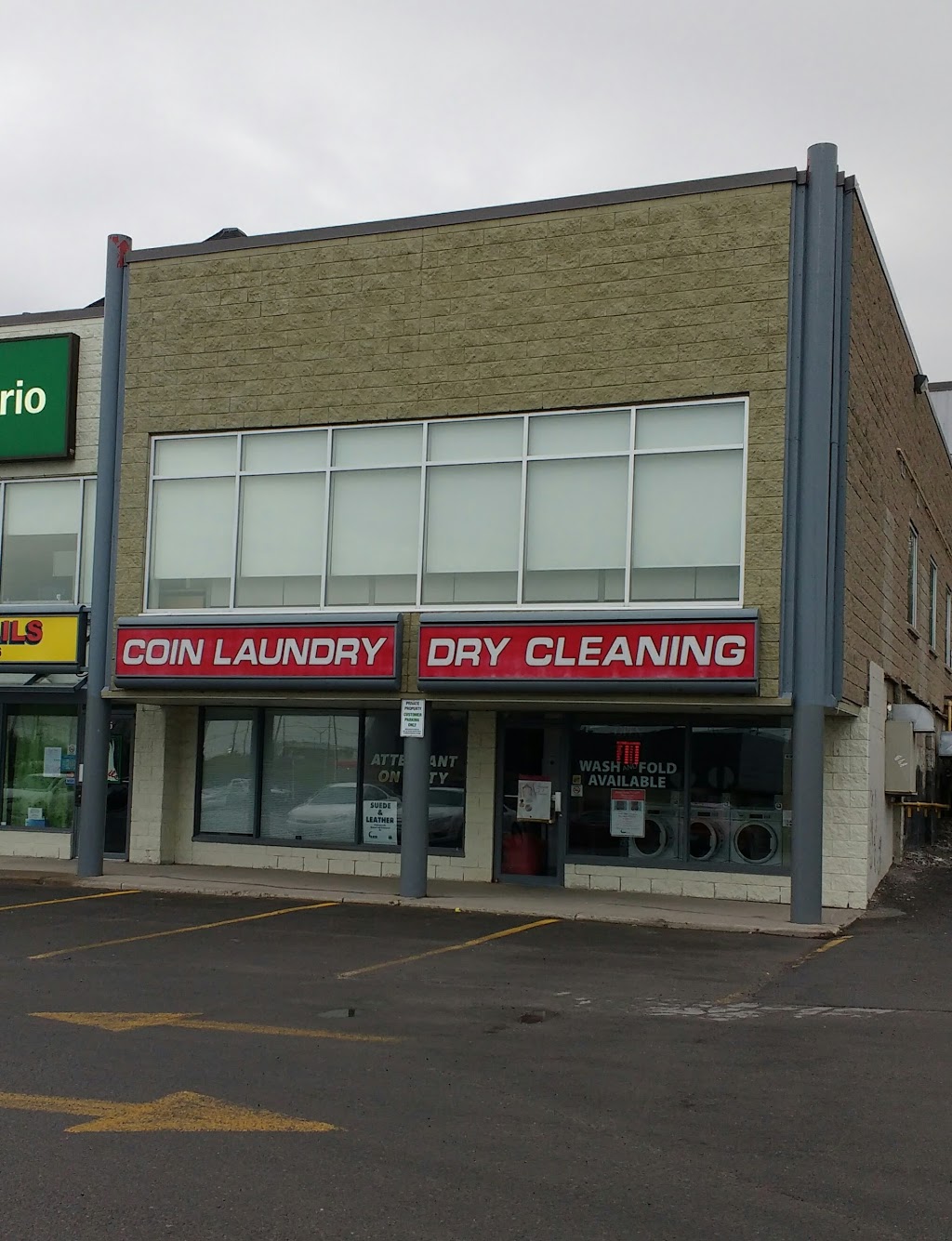 Kingslake Coin Laundry & Dry Cleaning | 1201 Division St, Kingston, ON K7K 6X4, Canada | Phone: (613) 547-7978