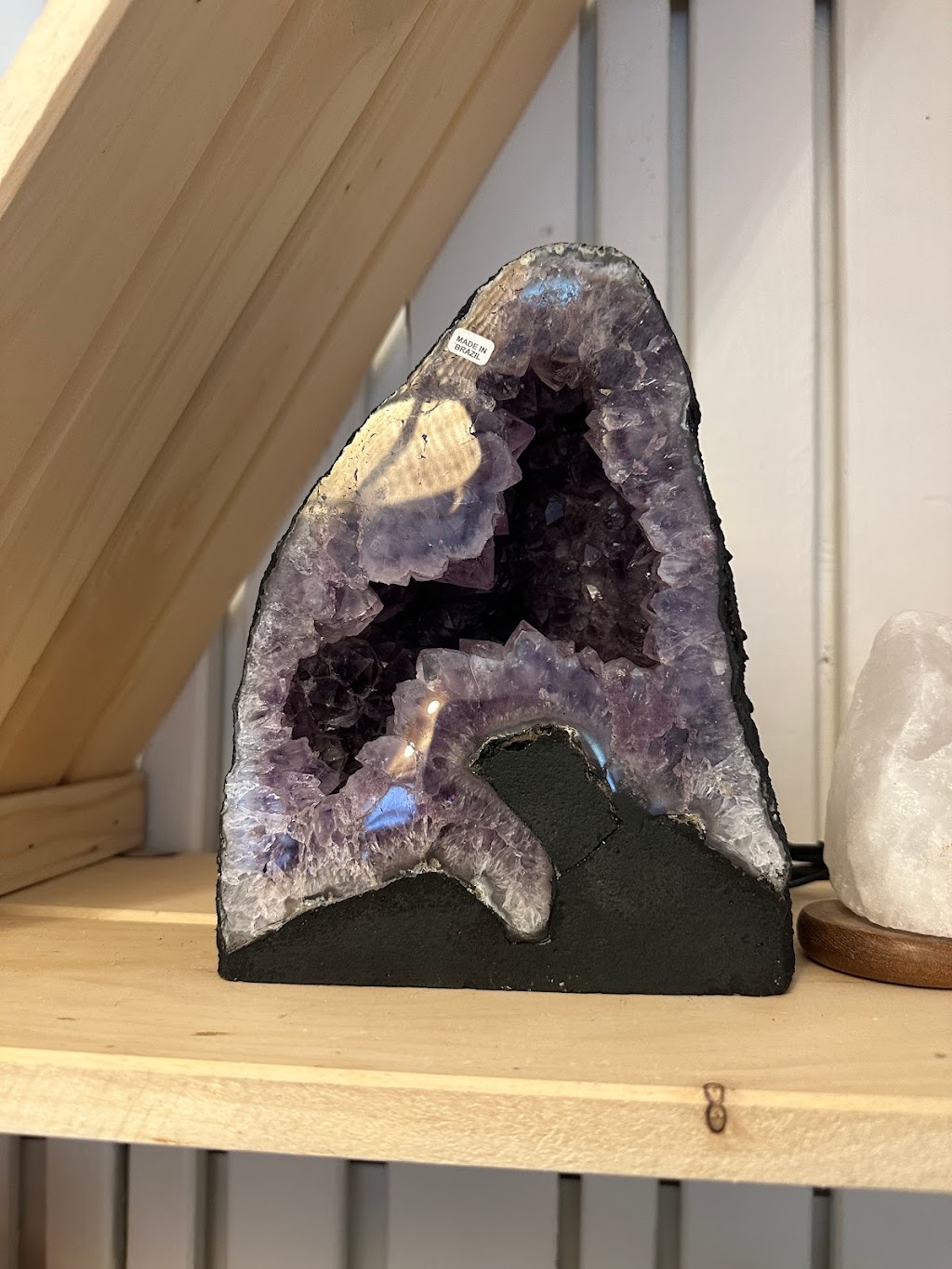 Tsens crystal | 365 Rue Étienne Brûlé, Saint-Bruno-de-Montarville, QC J3V 2N7, Canada | Phone: (514) 743-4593
