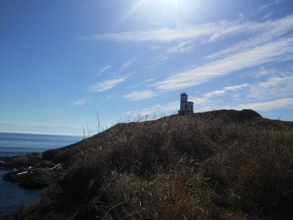 LIGHTHOUSE SAN JUAN | 339 Lighthouse Ln, Friday Harbor, WA 98250, USA | Phone: (360) 298-2577