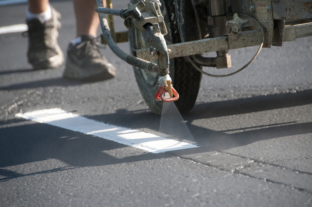 Baker Asphalt INC, | 50224 Anders St, Chesterfield, MI 48047, USA | Phone: (586) 295-0992