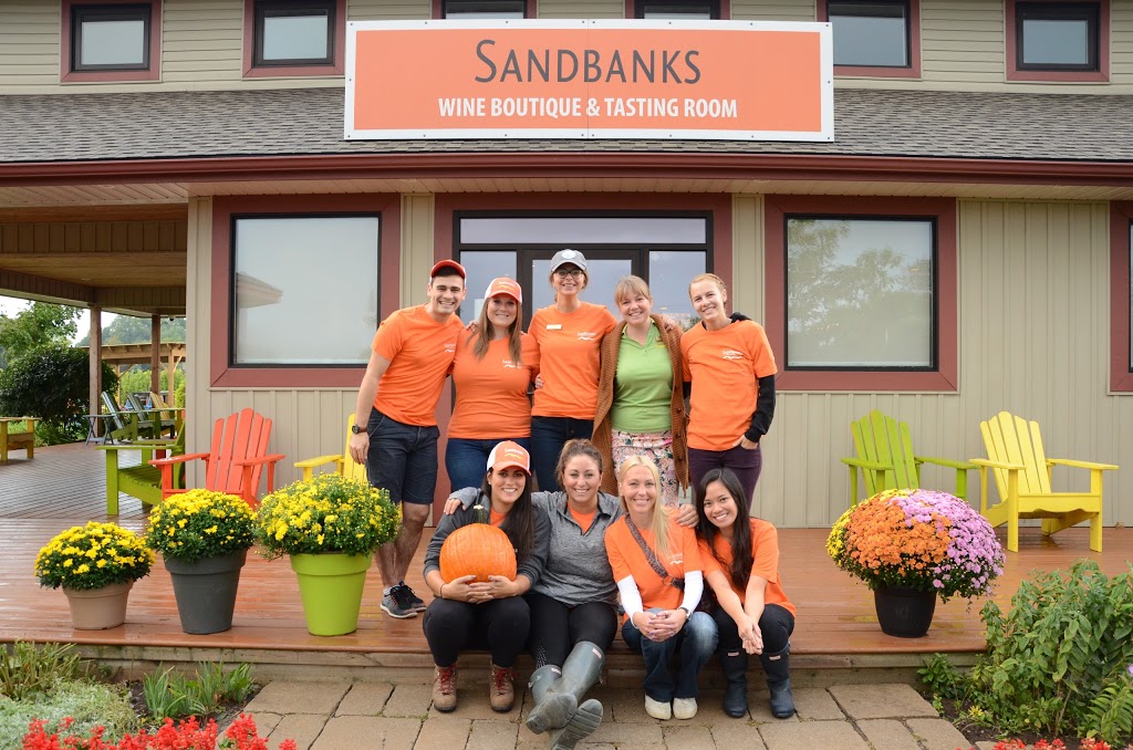 Sandbanks Estate Winery | 17598 Loyalist Pkwy, Wellington, ON K0K 3L0, Canada | Phone: (613) 399-1839