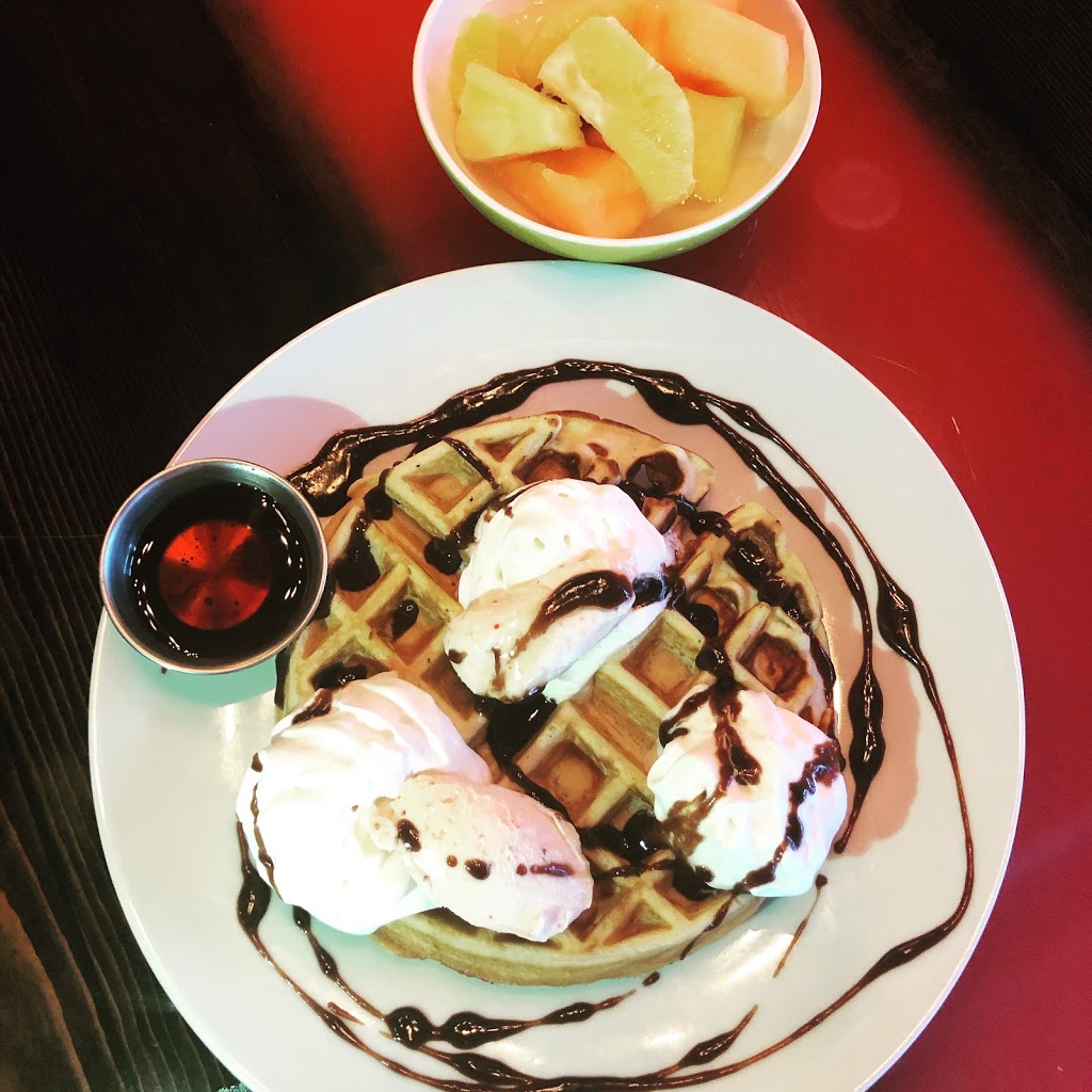 Magic Cattle Guard Diner | 1240 Alpine Road Unit 12, Sun Peaks, BC V0E 5N0, Canada | Phone: (250) 578-0853