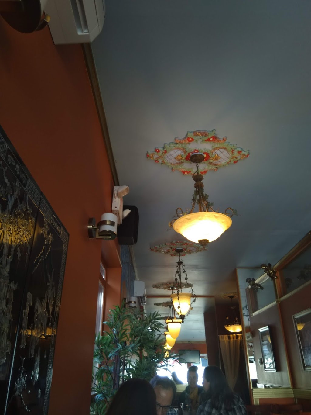 Pho Thi Vietnamese Restaurant | 135 Nicol St, Nanaimo, BC V9R 4T1, Canada | Phone: (250) 591-9763