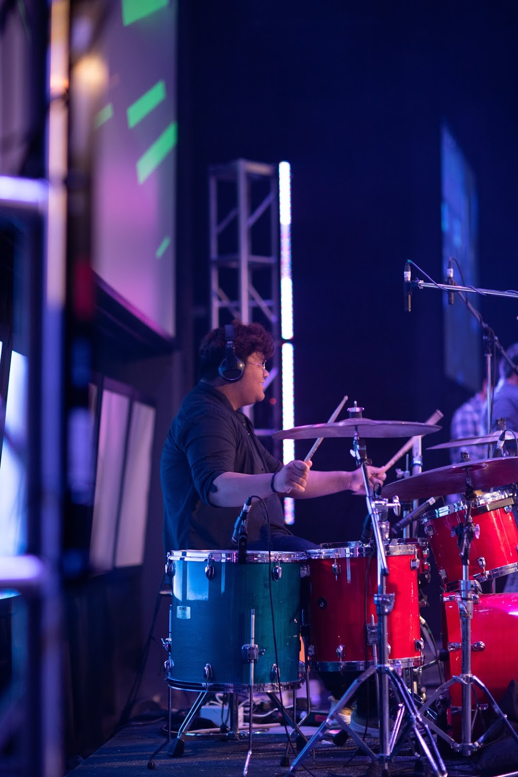 Calgary Life Church | 11400 27 St SE, Calgary, AB T2Z 3R6, Canada | Phone: (403) 239-9099