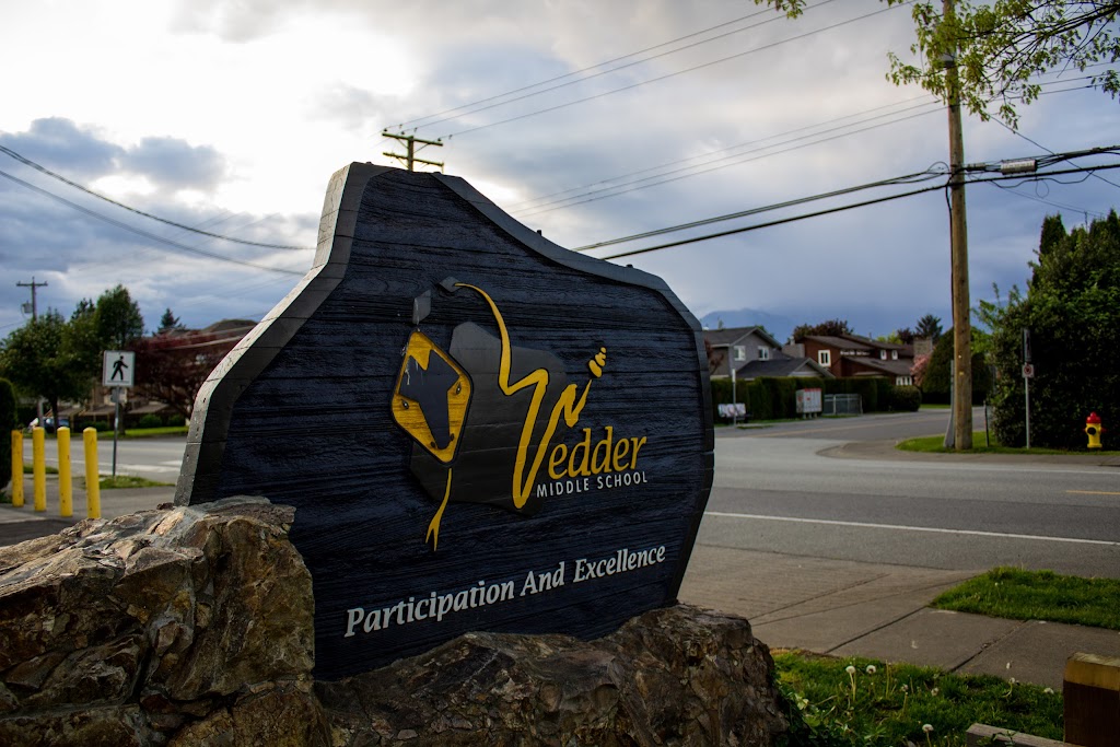 Vedder Middle School | 45560 S Sumas Rd, Chilliwack, BC V2R 1S3, Canada | Phone: (604) 858-7141
