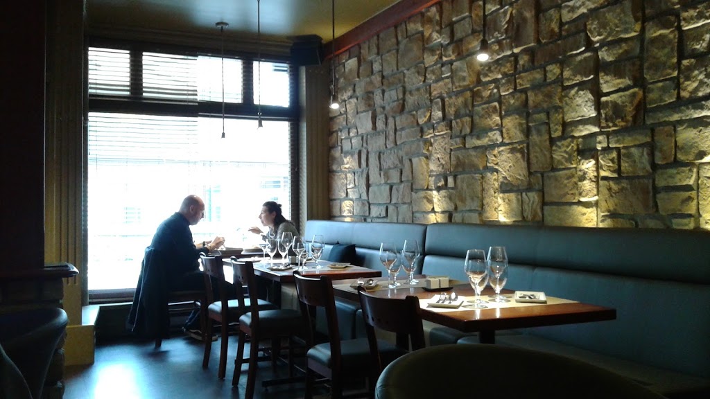 Restaurant LIntimiste | 35 Avenue Bégin, Lévis, QC G6V 4B8, Canada | Phone: (418) 838-2711