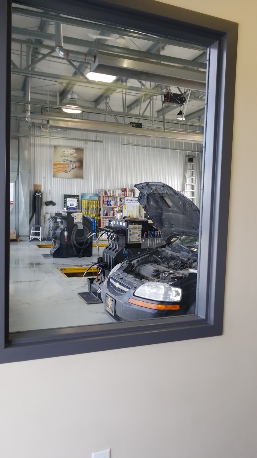 Lube City | 119 8 St SW, Airdrie, AB T4B 2X7, Canada | Phone: (855) 643-5823
