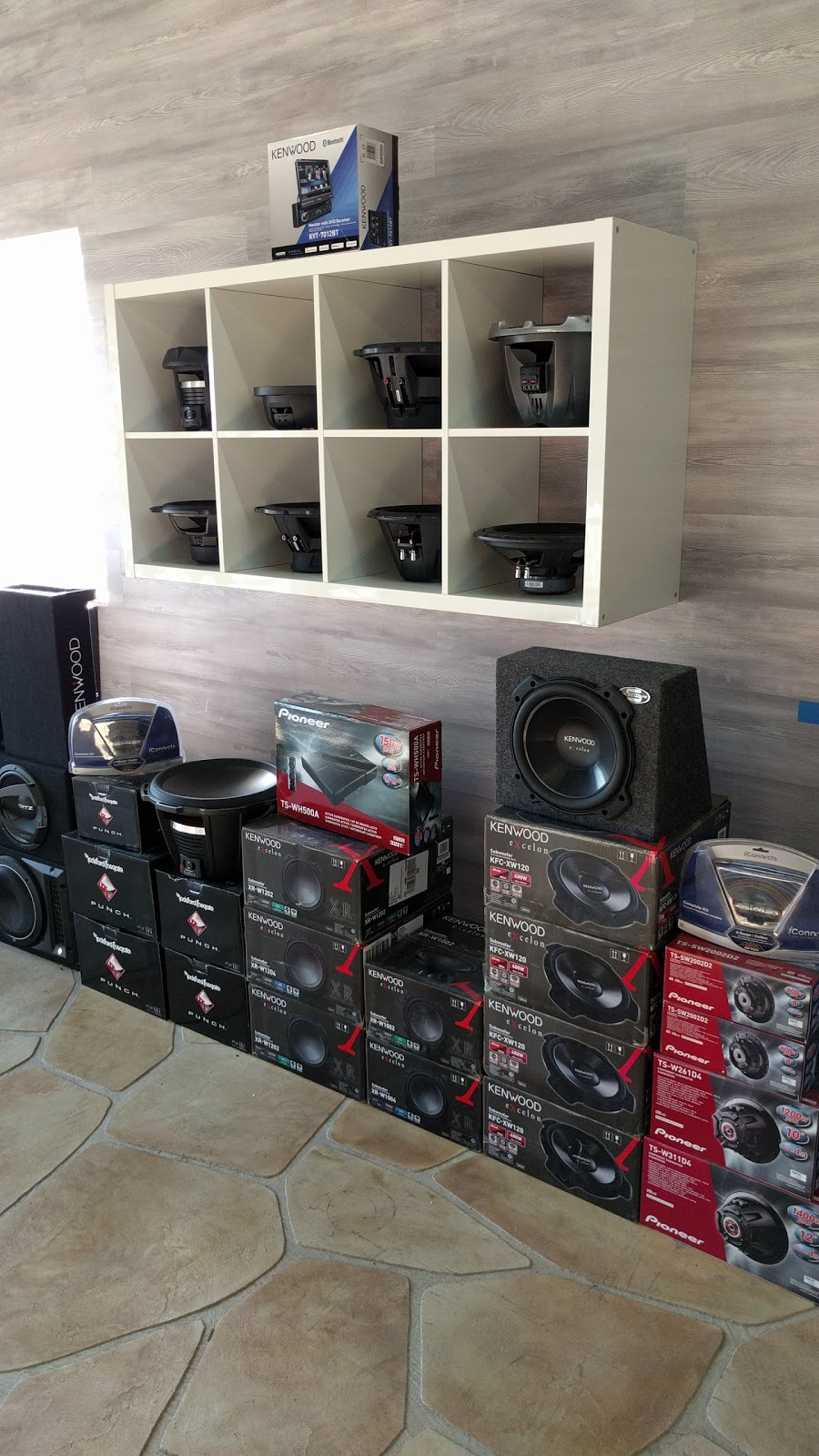 Auto Perfect Son | 2517 Boulevard Curé-Labelle, Laval, QC H7T 1R6, Canada | Phone: (450) 934-9866