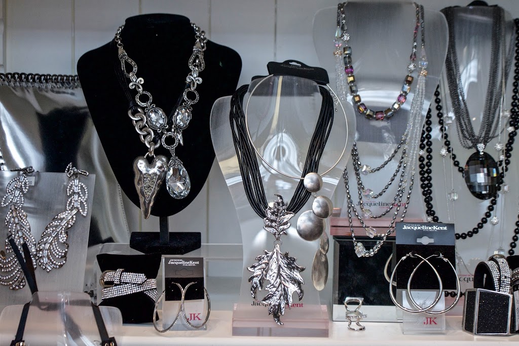 Julia Flowers | 385 Frederick St, Kitchener, ON N2H 2P2, Canada | Phone: (519) 603-2144