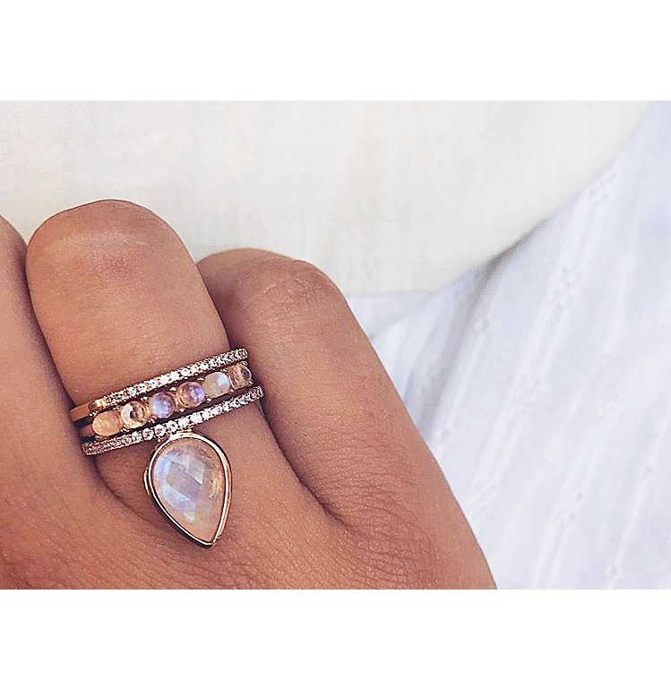 LUV+i | 172 James St N, Hamilton, ON L8R 2L1, Canada | Phone: (416) 728-8740
