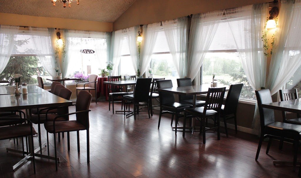 Hawks Nest Motel | 121 2 St W, Cremona, AB T0M 0R0, Canada | Phone: (403) 637-2185