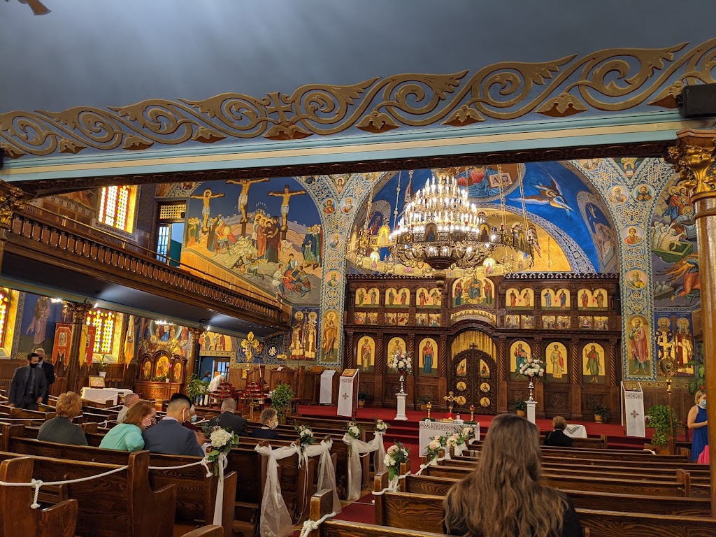 Saint Nicholas Ukrainian Catholic Church | 4 Bellwoods Ave, Toronto, ON M6J 1G2, Canada | Phone: (416) 504-4774