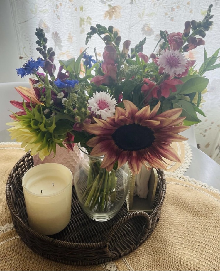 Bluewater Flower Farm | 39 Blue Water Pkwy, Selkirk, ON N0A 1P0, Canada | Phone: (905) 818-9121