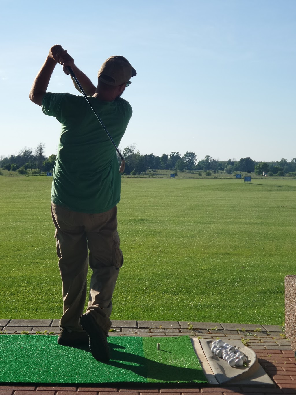 On The Green Driving Range & Mini Golf | 5510 Limebank Rd, Gloucester, ON K1X 1E9, Canada | Phone: (613) 822-2616