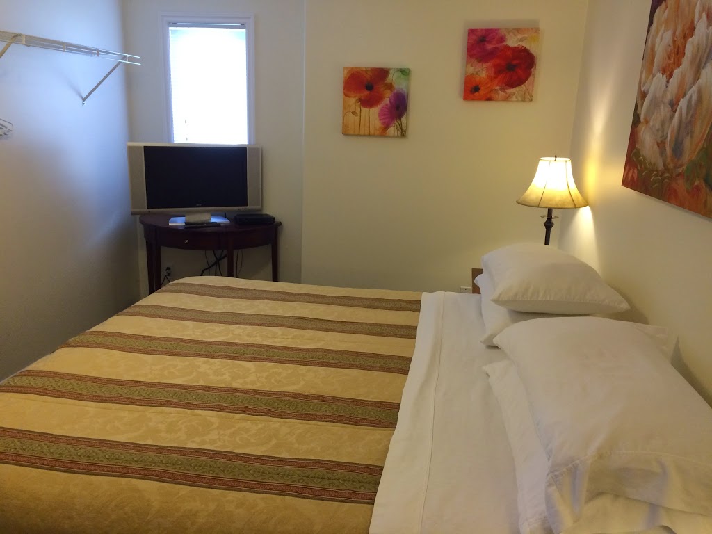 Acker Vacation Home Rentals | 916 Ackerman Ct, Kelowna, BC V1X 7L2, Canada | Phone: (250) 979-8625