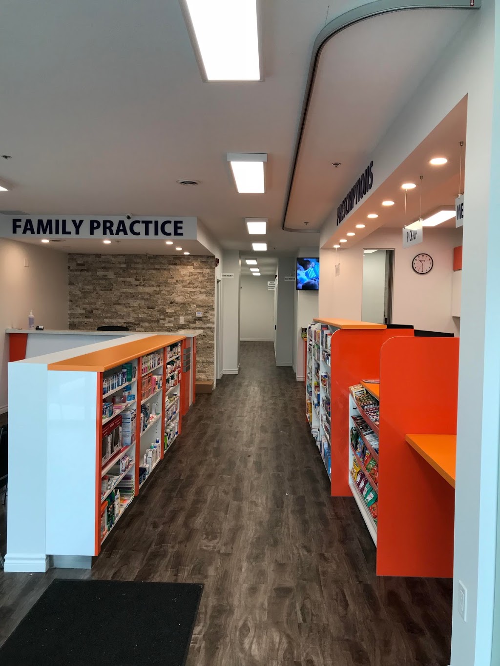 West Plains Family practice & Pharmacy | 100 Plains Rd W, Burlington, ON L7T 0A5, Canada | Phone: (905) 333-0101
