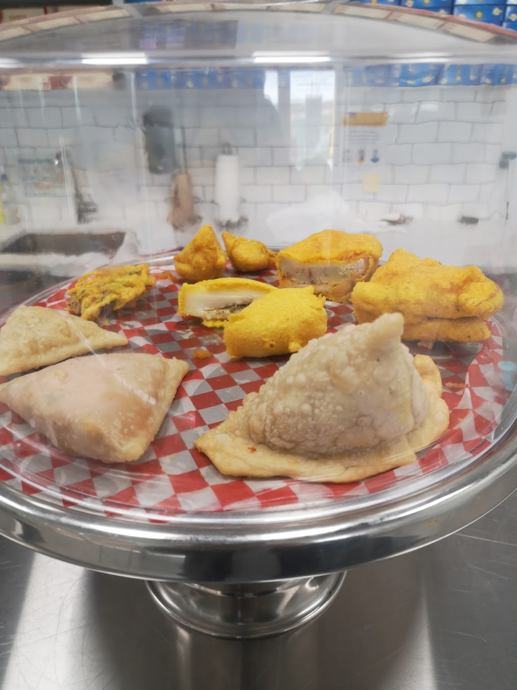 Samosa Junction | 2110 108 Ave NE, Calgary, AB T3N 1V9, Canada | Phone: (403) 648-2727