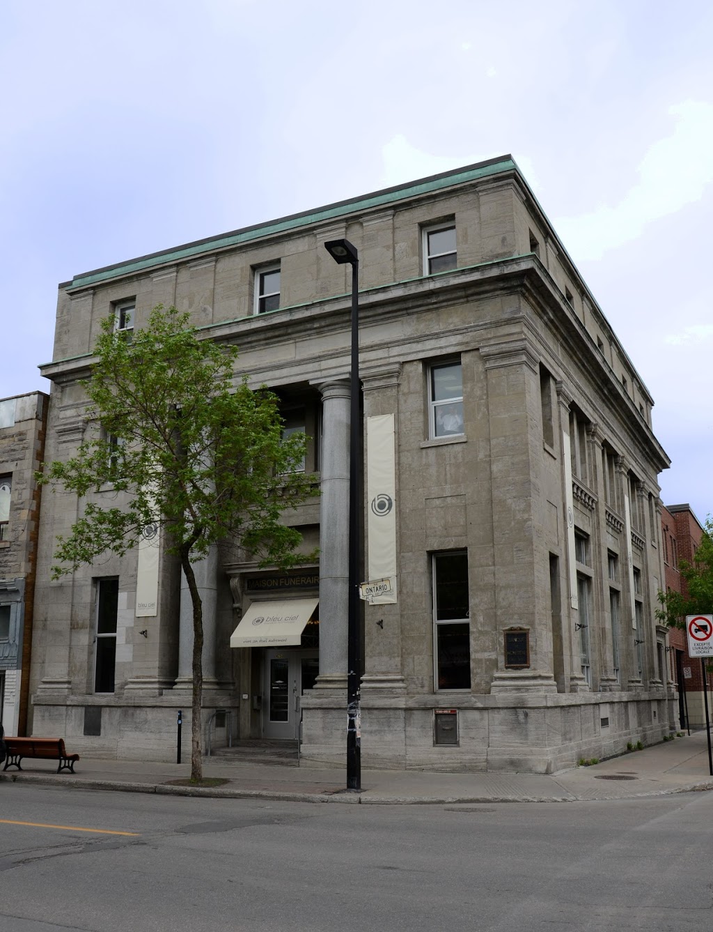 Bleu Ciel Espace Hommage | 4250 Rue Ontario E, Montréal, QC H1V 1K3, Canada | Phone: (514) 252-4377