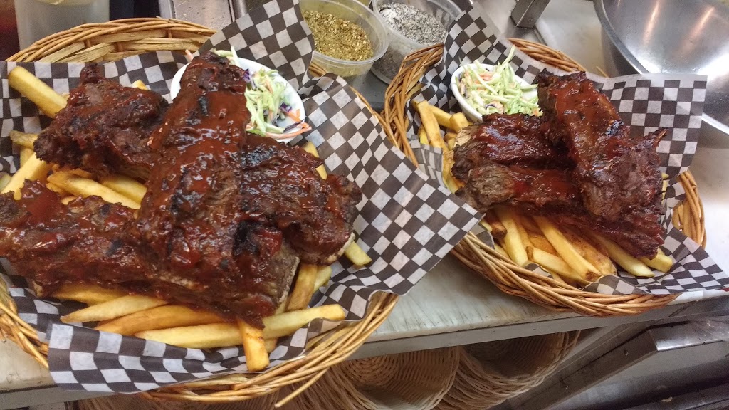The Last Straw Ale House | 11300 Tuscany Blvd NW, Calgary, AB T3L 2V7, Canada | Phone: (403) 547-7784