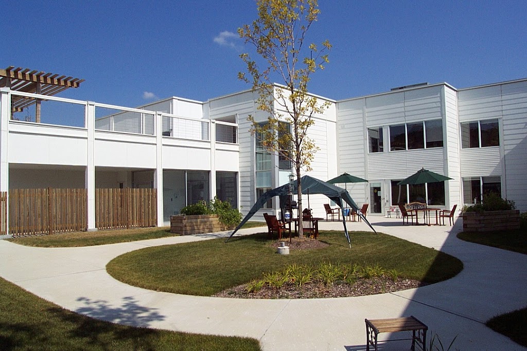 Extendicare Elginwood Long-Term Care Home | 182 Yorkland St, Richmond Hill, ON L4S 2M9, Canada | Phone: (905) 737-0858