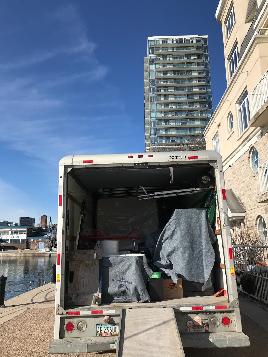 Gold Star Movers | 1850 Rathburn Rd E, Mississauga, ON L4W 2X9, Canada | Phone: (289) 541-7282