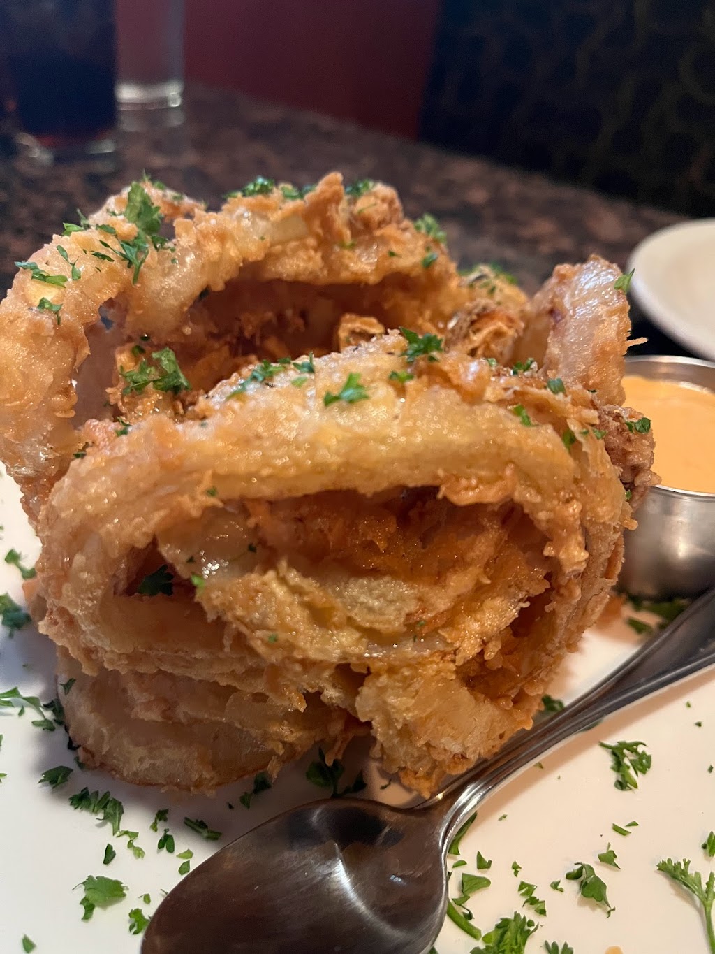 Tony Romas | 1500 Pembina Hwy, Winnipeg, MB R3T 2E3, Canada | Phone: (204) 477-5195
