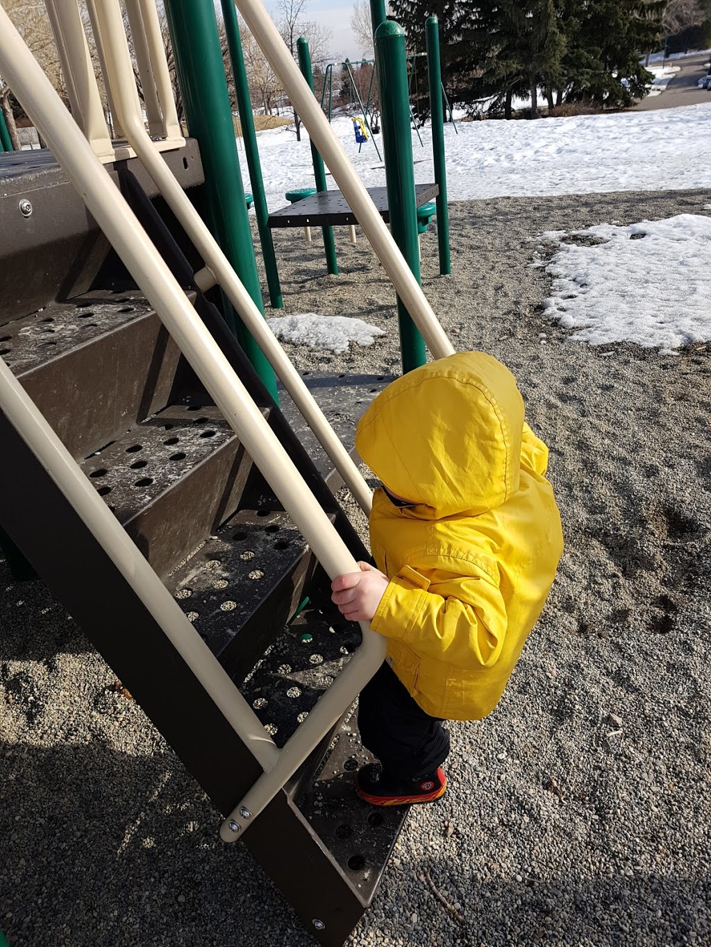 North Haven Green Park | North Haven, Calgary, AB T2K 2K3, Canada