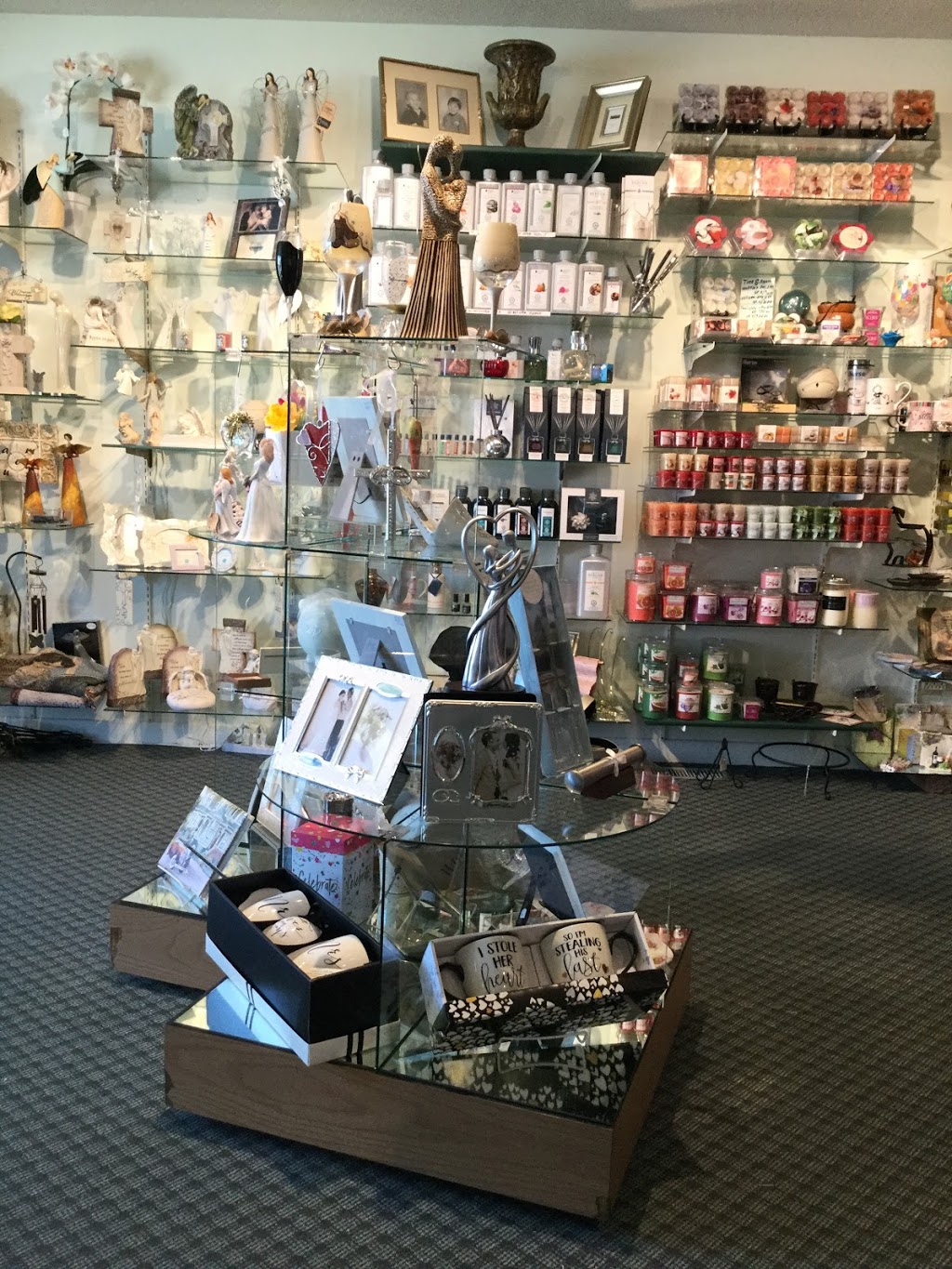 Casselman Florist and Gifts | 711 Principale St, Casselman, ON K0A 1M0, Canada | Phone: (613) 764-5504