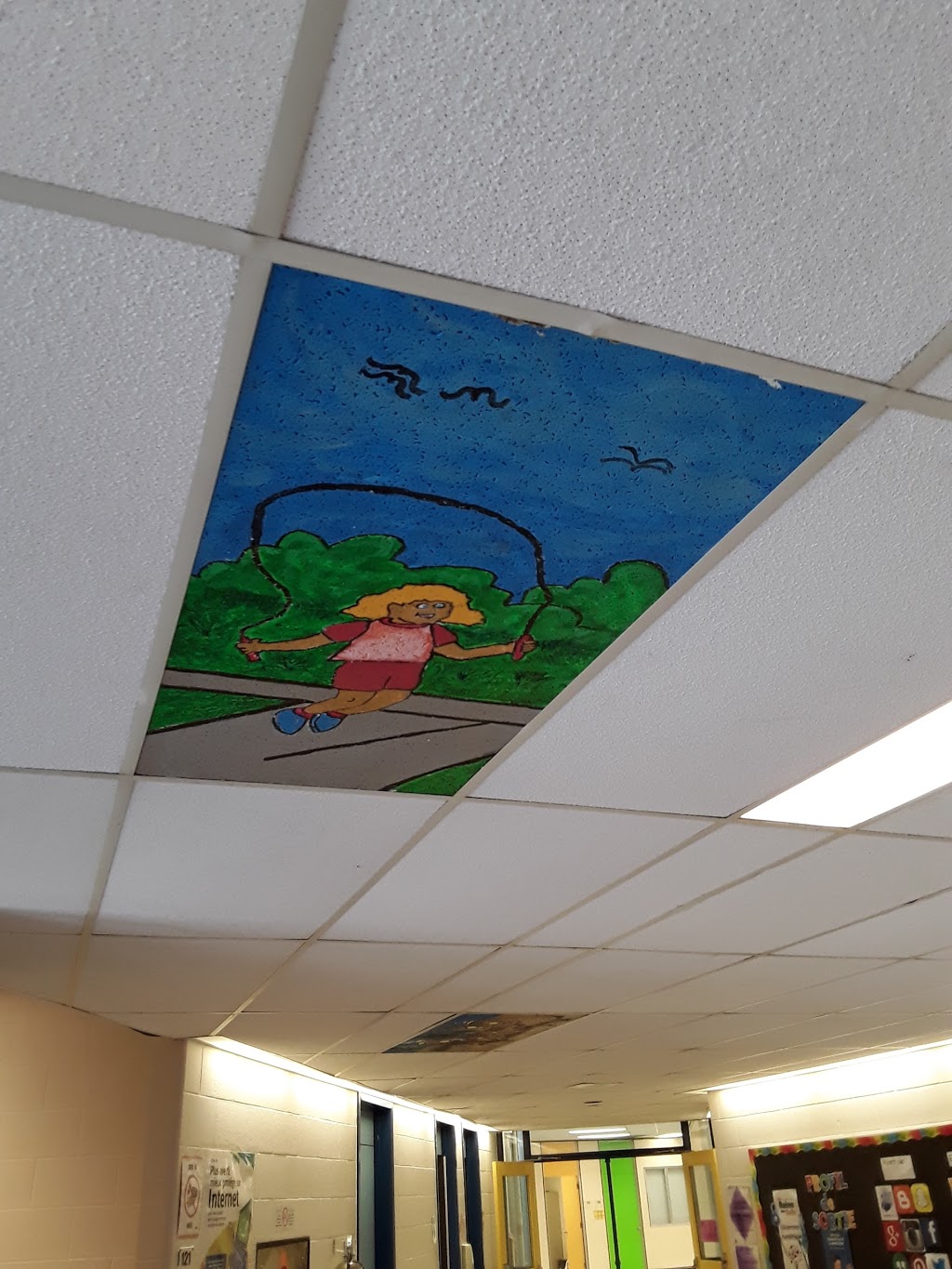 École élémentaire catholique Reine-des-Bois | 1450 Duford Dr, Orléans, ON K1E 1E6, Canada | Phone: (613) 744-8647